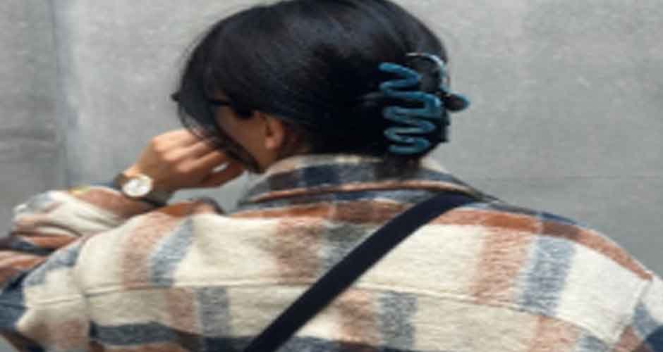 Top-5-Hair-Clips-for-Taming-Thick-Hair